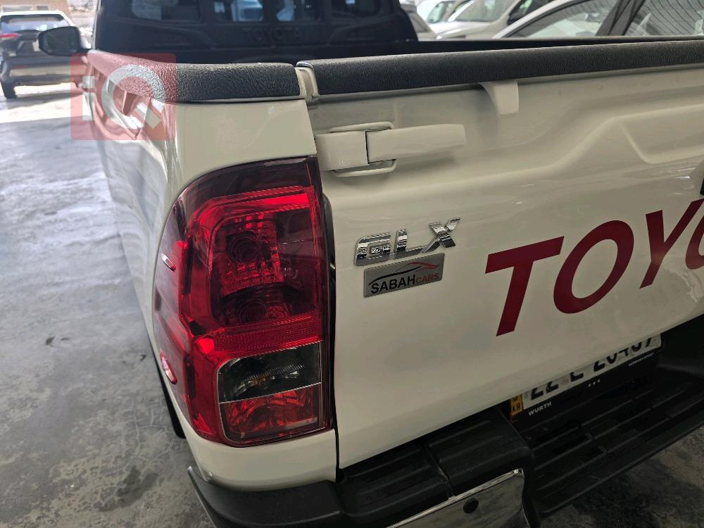 تويوتا هايلوكس